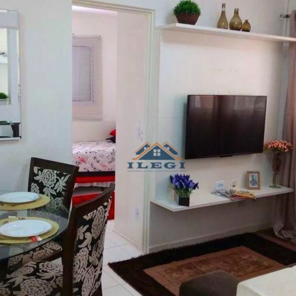 Apartamento à venda com 3 quartos, 50m² - Foto 3