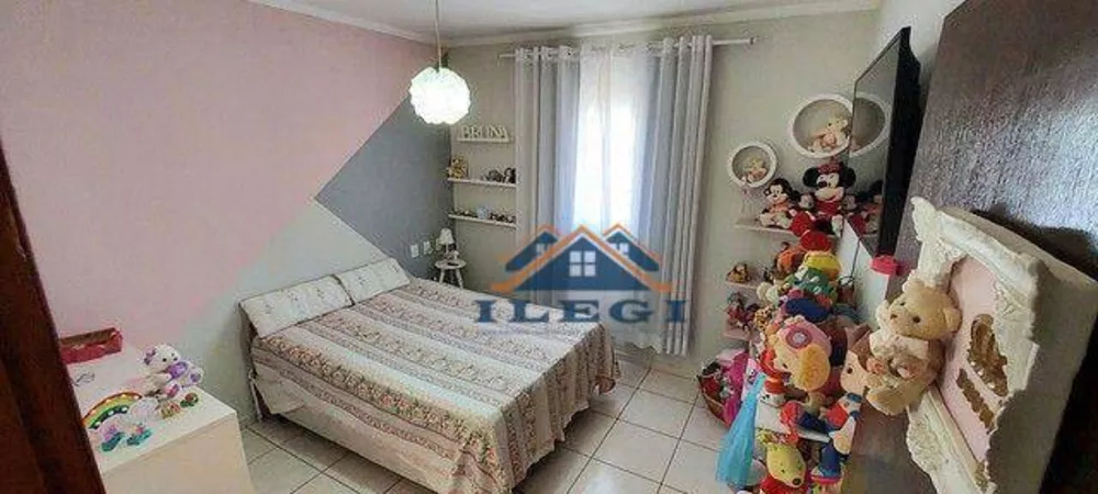 Casa à venda com 3 quartos, 200m² - Foto 12