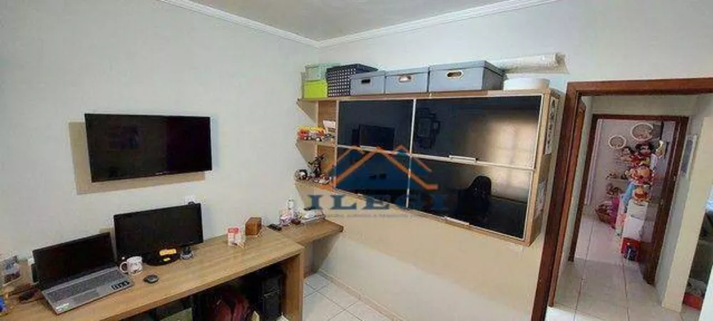 Casa à venda com 3 quartos, 200m² - Foto 15