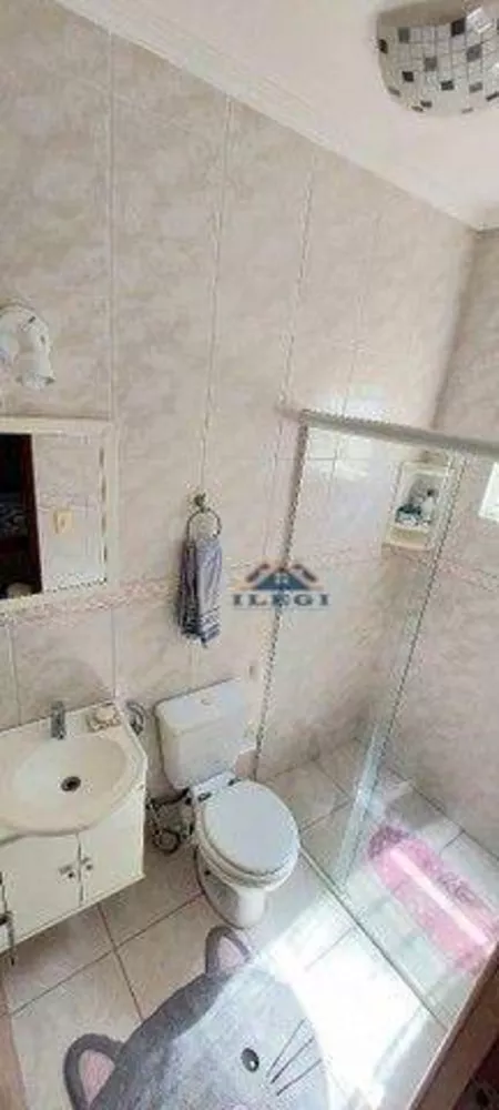 Casa à venda com 3 quartos, 200m² - Foto 13