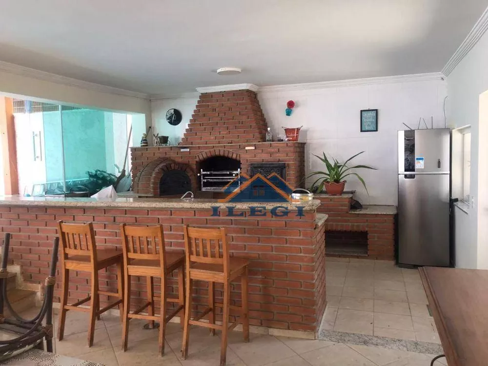 Casa de Condomínio para alugar com 4 quartos, 619m² - Foto 10