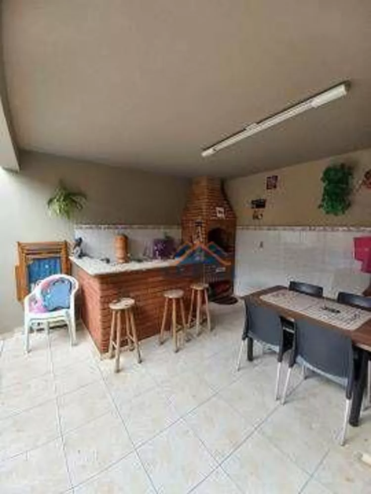 Casa à venda com 2 quartos, 109m² - Foto 7