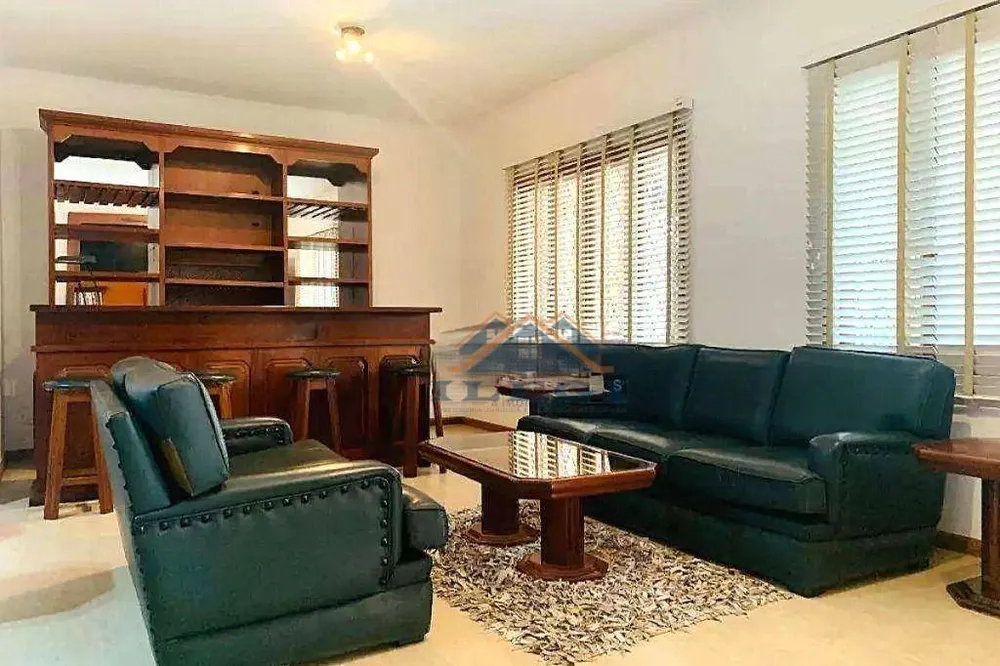 Casa, 3 quartos, 237 m² - Foto 2