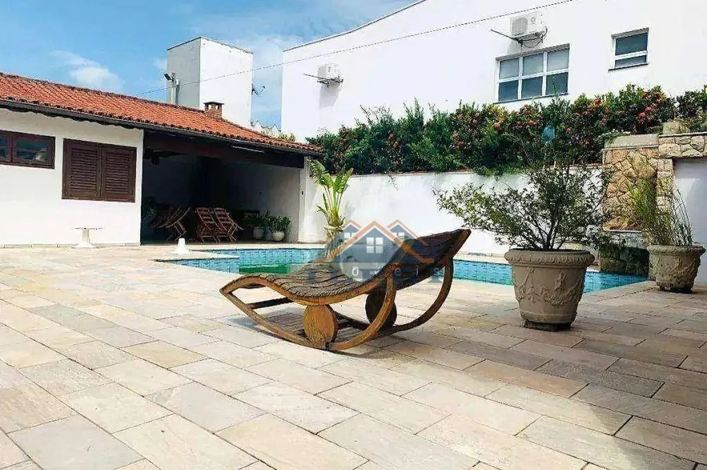 Casa, 3 quartos, 237 m² - Foto 15