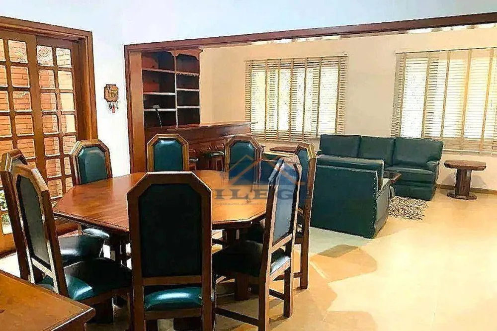 Casa, 3 quartos, 237 m² - Foto 4