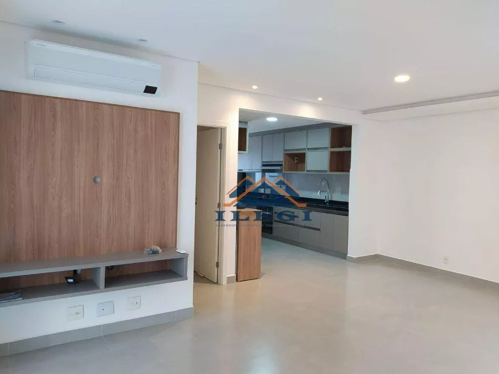 Apartamento à venda com 3 quartos, 107m² - Foto 1