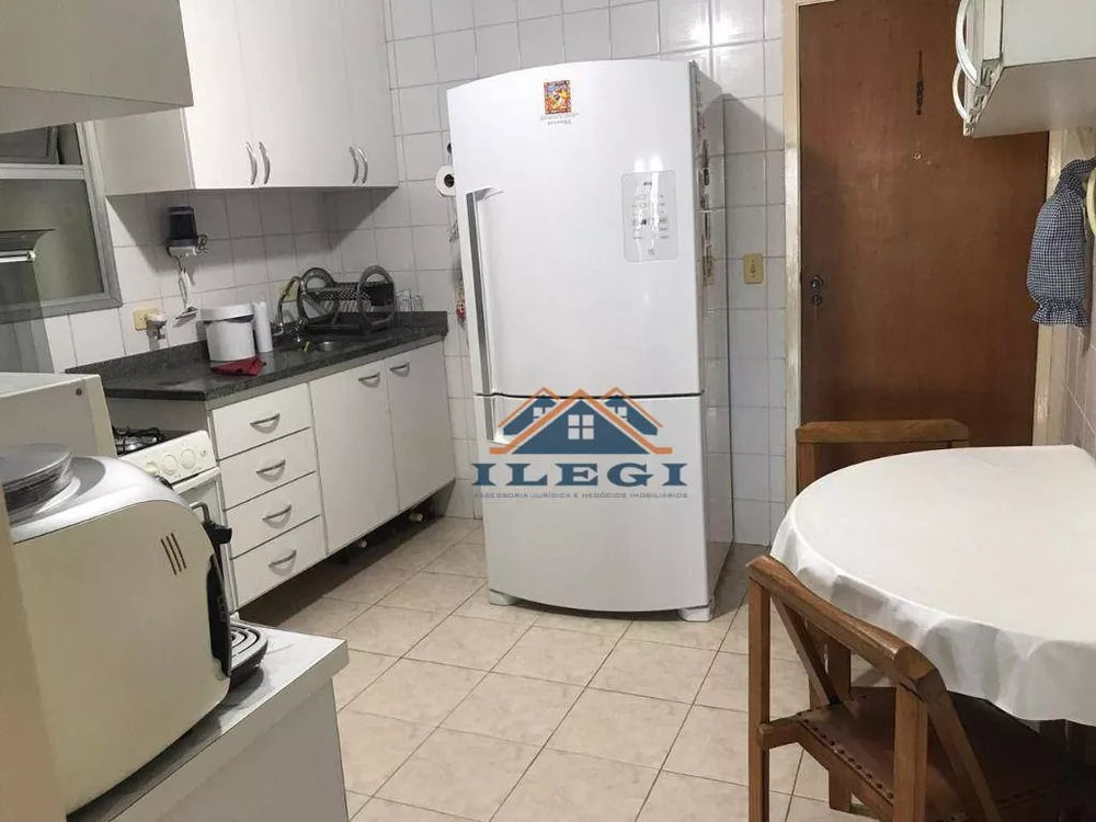 Apartamento à venda com 3 quartos, 94m² - Foto 4