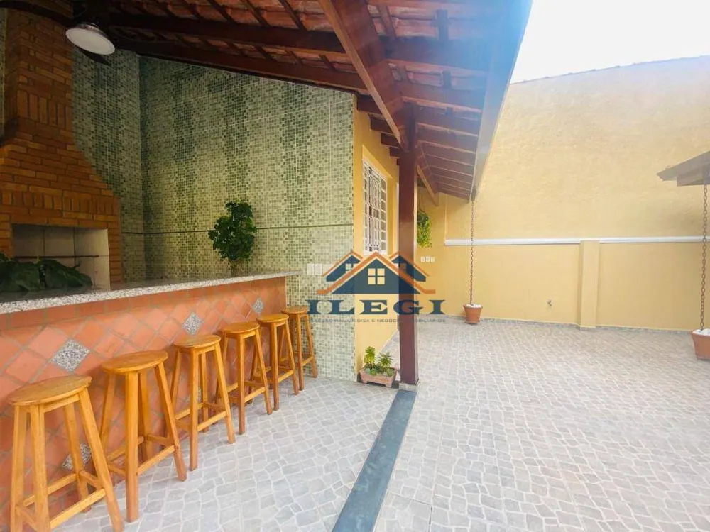 Casa, 3 quartos, 196 m² - Foto 8