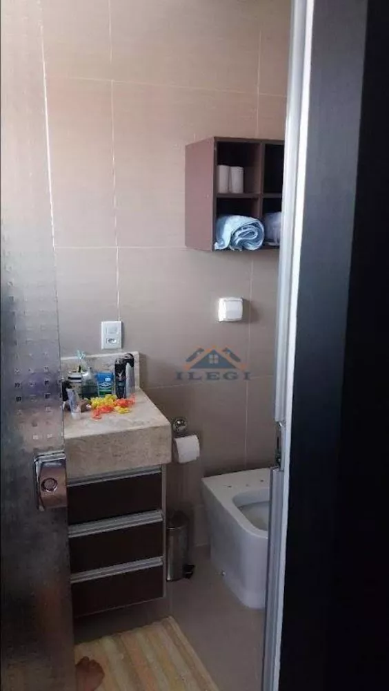 Casa de Condomínio à venda com 3 quartos, 250m² - Foto 22