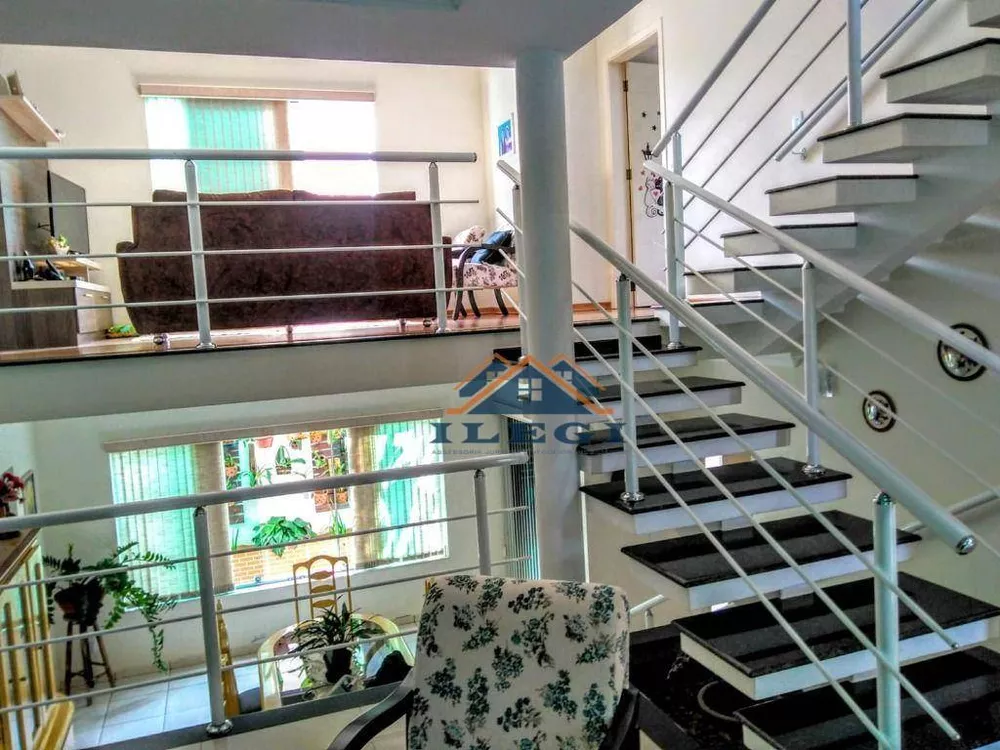 Casa de Condomínio à venda com 3 quartos, 323m² - Foto 10