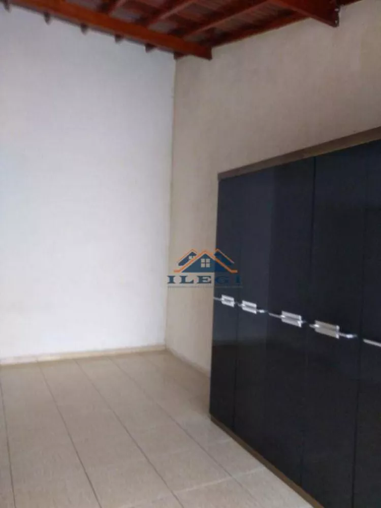 Casa à venda com 2 quartos, 120m² - Foto 14