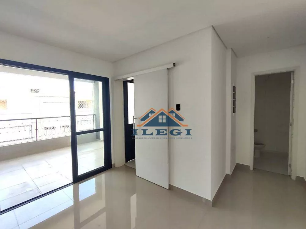 Apartamento à venda com 3 quartos, 230m² - Foto 2