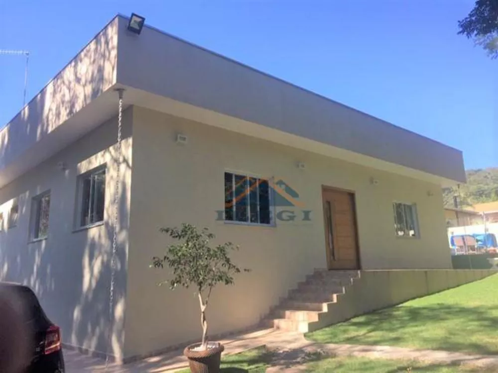 Casa de Condomínio à venda com 4 quartos, 365m² - Foto 13