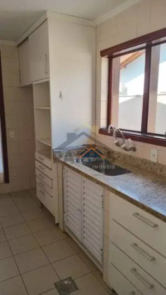 Casa de Condomínio à venda com 3 quartos, 350m² - Foto 11