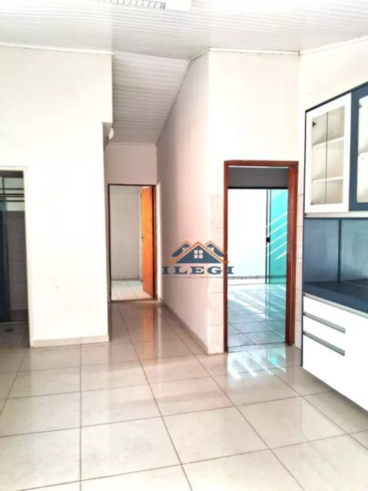 Casa à venda com 3 quartos, 227m² - Foto 18