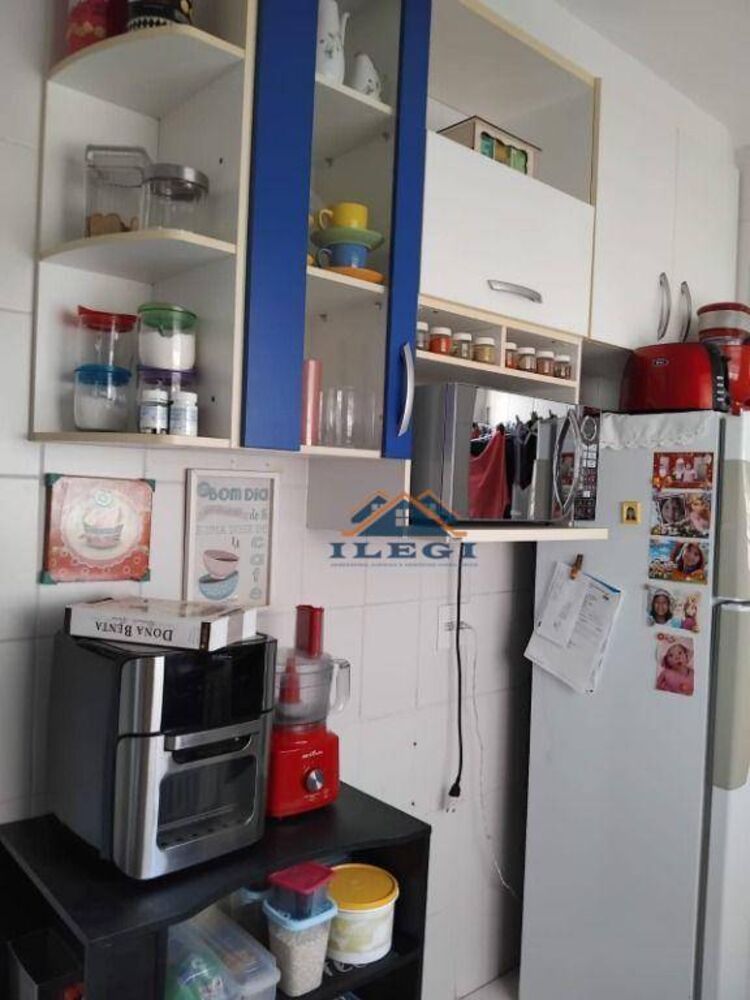 Apartamento à venda com 2 quartos, 60m² - Foto 3