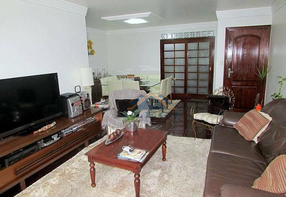 Apartamento, 3 quartos, 137 m² - Foto 2