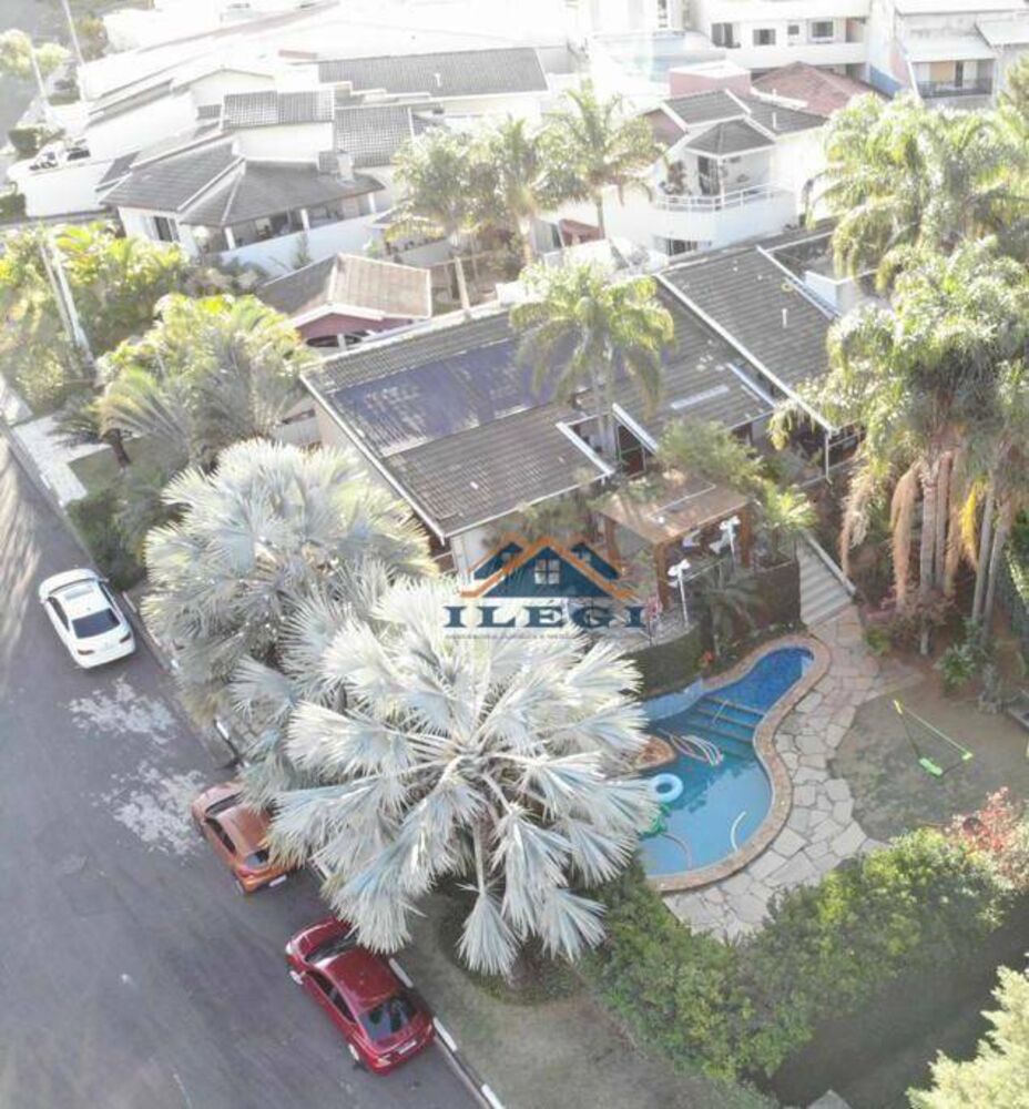 Casa de Condomínio à venda com 4 quartos, 420m² - Foto 3