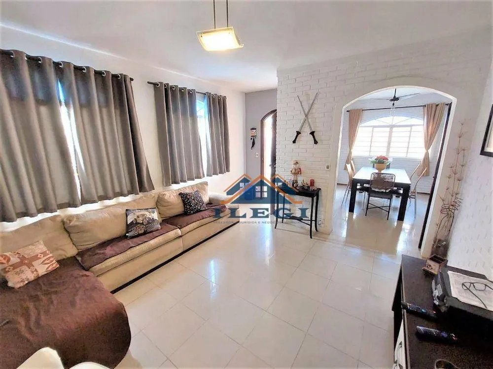 Casa, 3 quartos, 170 m² - Foto 1