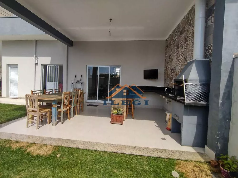 Casa de Condomínio à venda com 3 quartos, 212m² - Foto 10