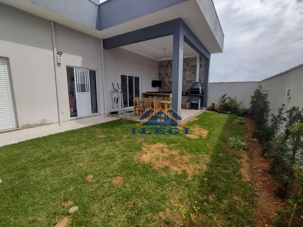 Casa de Condomínio à venda com 3 quartos, 212m² - Foto 4