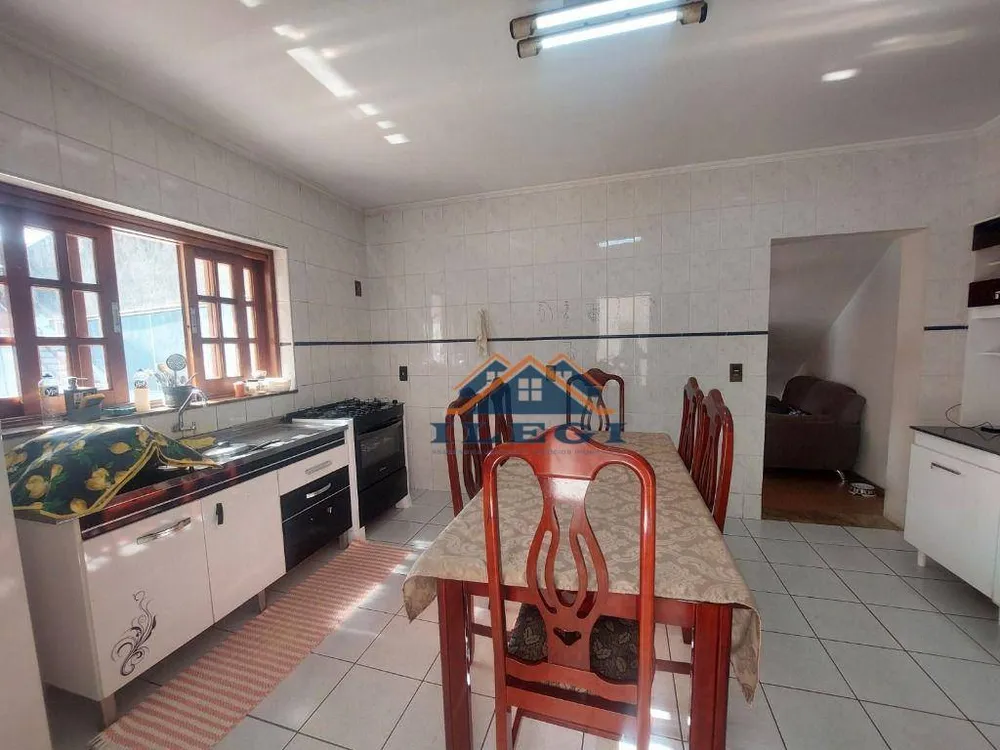 Casa, 2 quartos, 204 m² - Foto 7