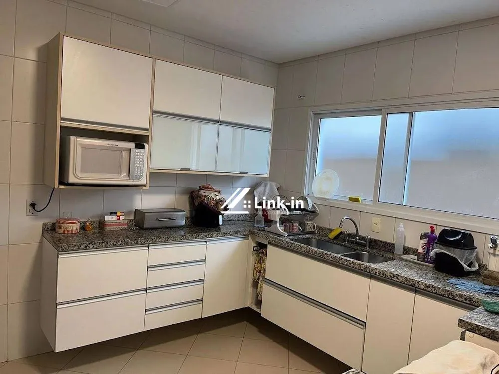 Casa, 4 quartos, 174 m² - Foto 2