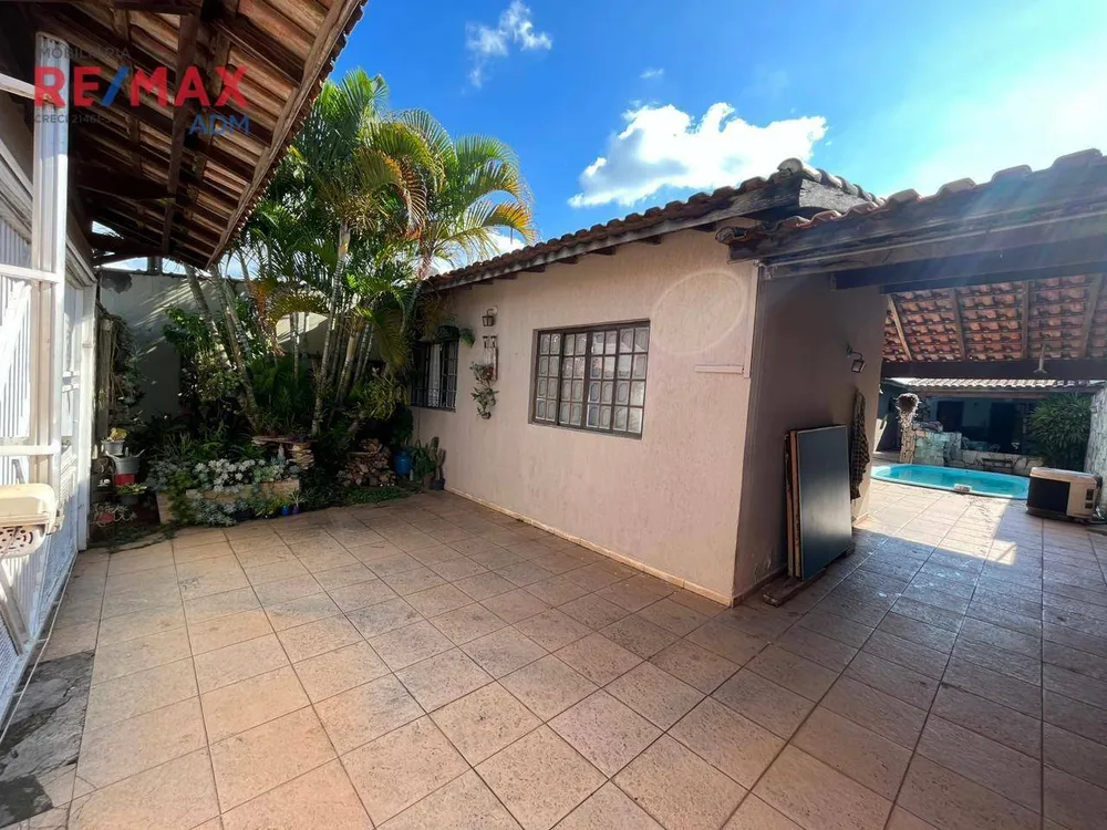 Casa, 3 quartos, 167 m² - Foto 2