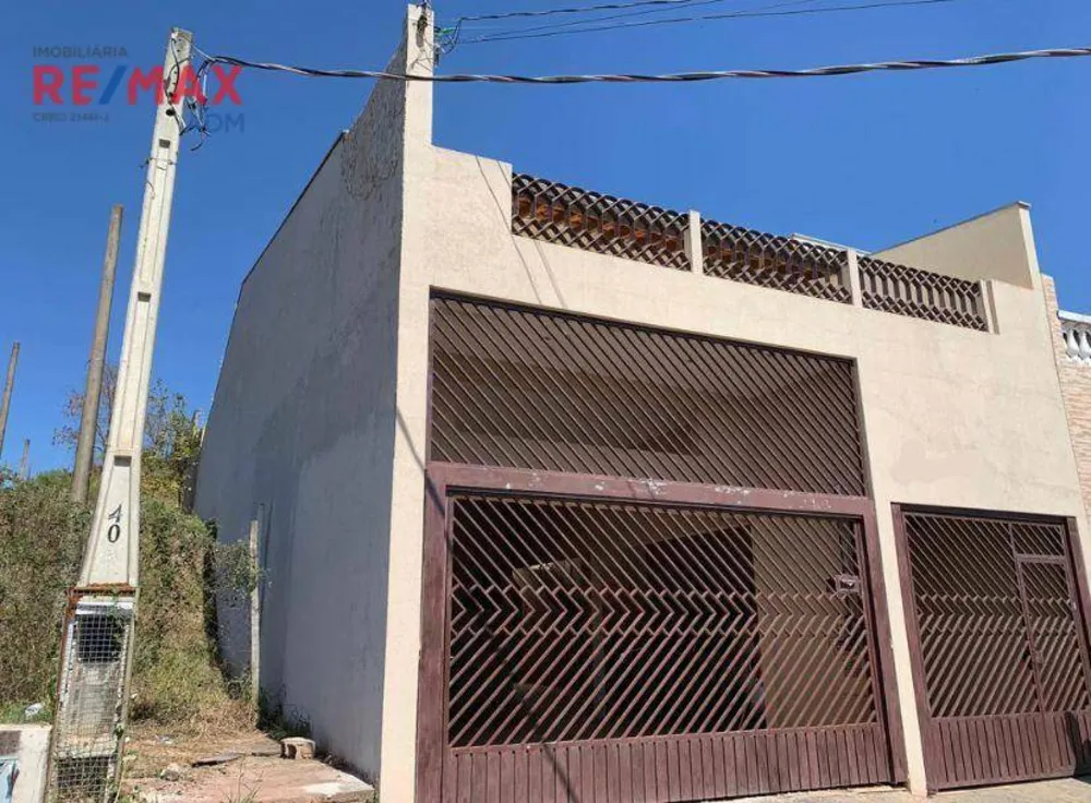 Casa, 3 quartos, 210 m² - Foto 1