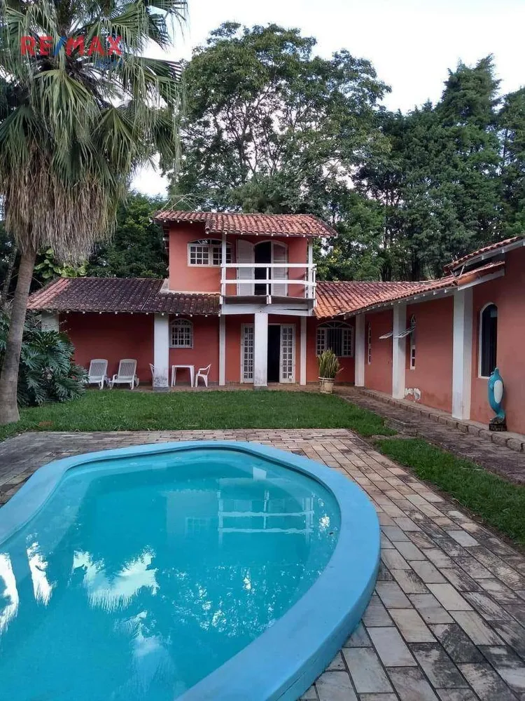 Chácara, 3 quartos, 3944 m² - Foto 1