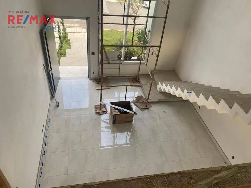Sobrado, 3 quartos, 240 m² - Foto 1