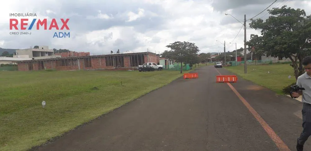 Loteamento e Condomínio, 1000 m² - Foto 4