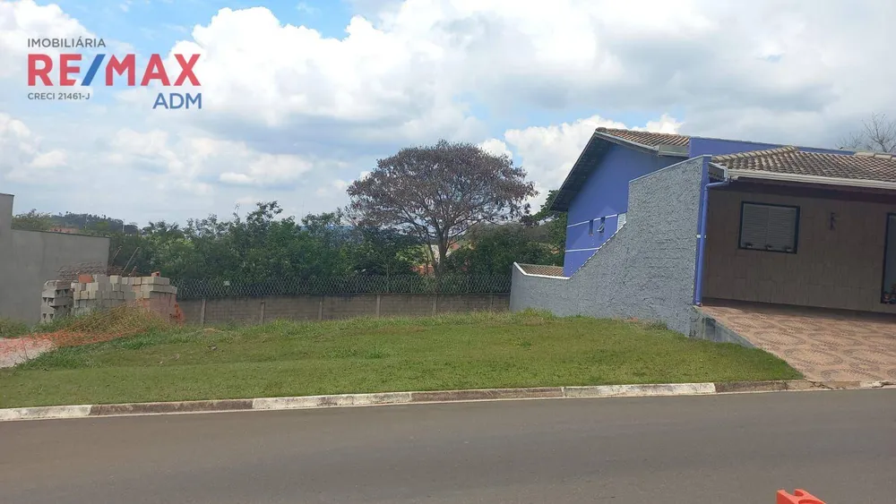Loteamento e Condomínio, 250 m² - Foto 1
