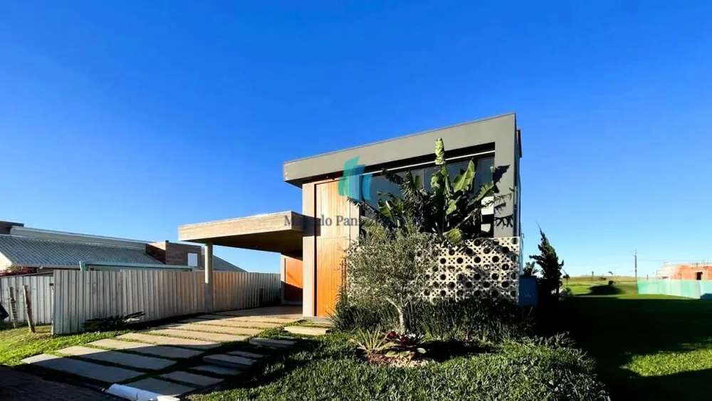 Casa, 4 quartos, 221 m² - Foto 1
