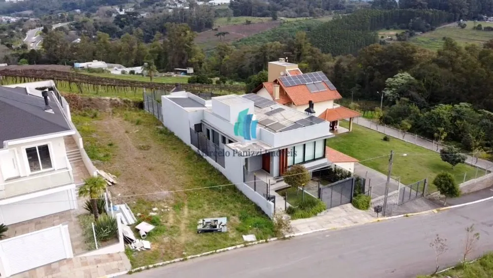 Casa, 3 quartos, 296 m² - Foto 1