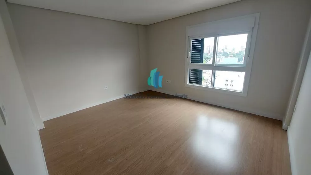 Apartamento à venda com 3 quartos, 171m² - Foto 8