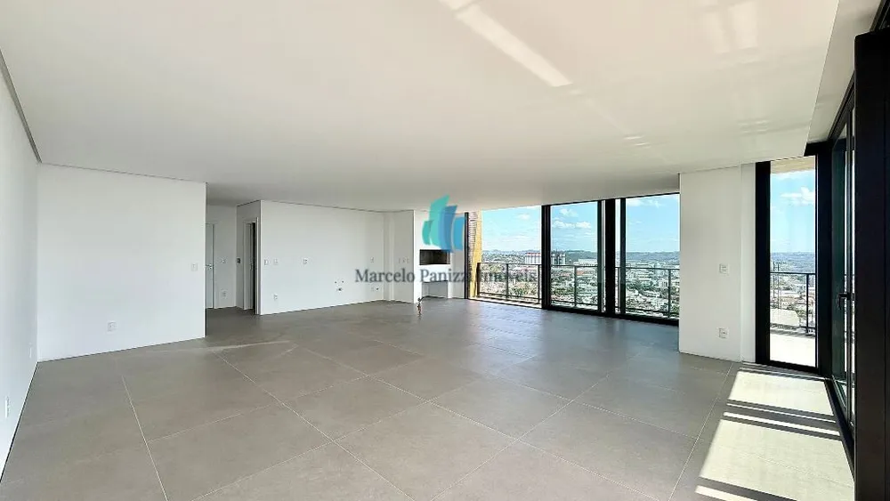 Apartamento, 3 quartos, 207 m² - Foto 1