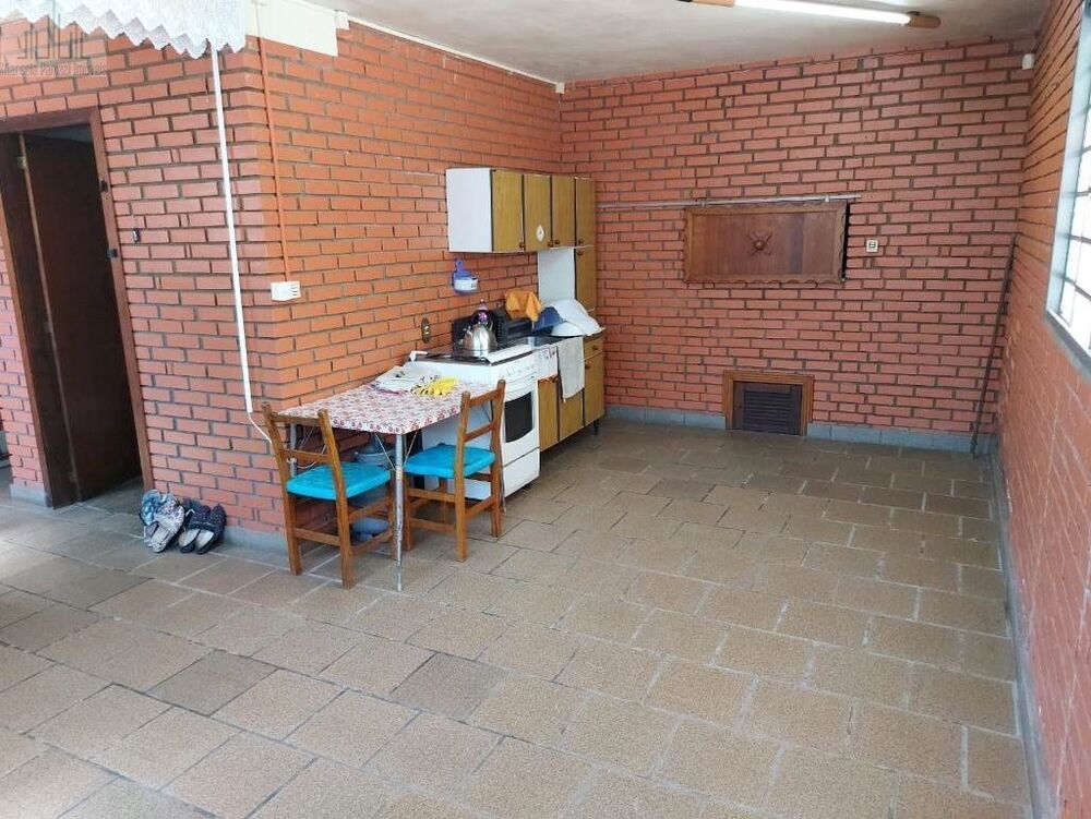 Casa, 3 quartos, 200 m² - Foto 4