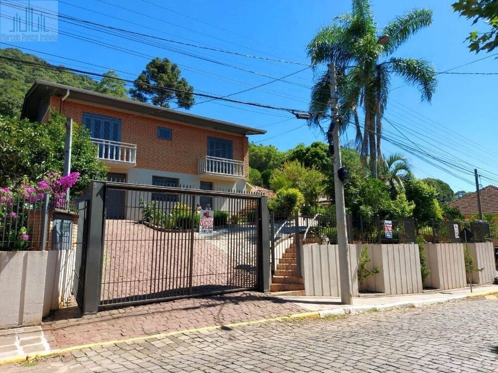 Casa, 3 quartos, 200 m² - Foto 1