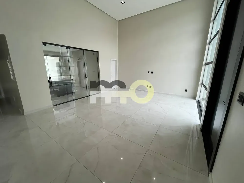 Casa, 3 quartos, 191 m² - Foto 1