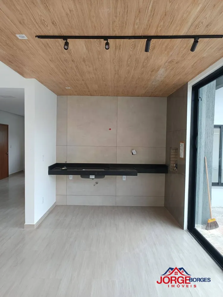 Casa, 4 quartos, 268 m² - Foto 3