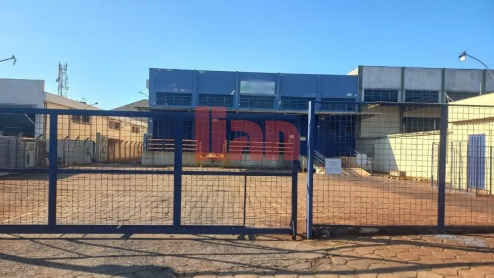 Loja-Salão, 1100 m² - Foto 1