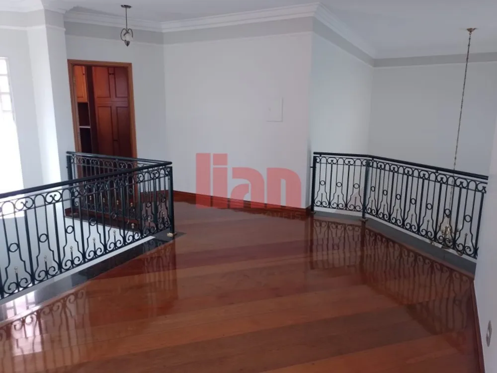 Prédio Inteiro, 710 m² - Foto 1
