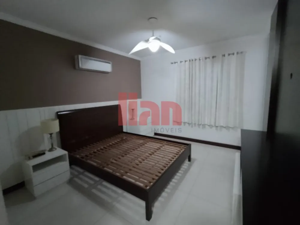 Apartamento, 4 quartos, 229 m² - Foto 1