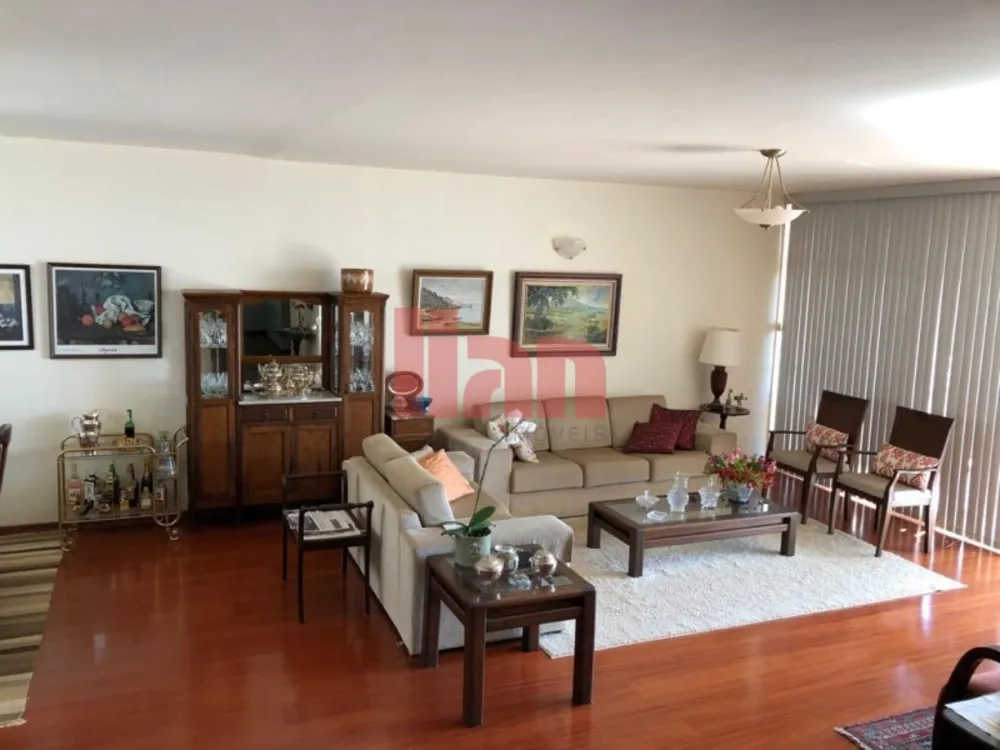 Apartamento, 3 quartos, 216 m² - Foto 2