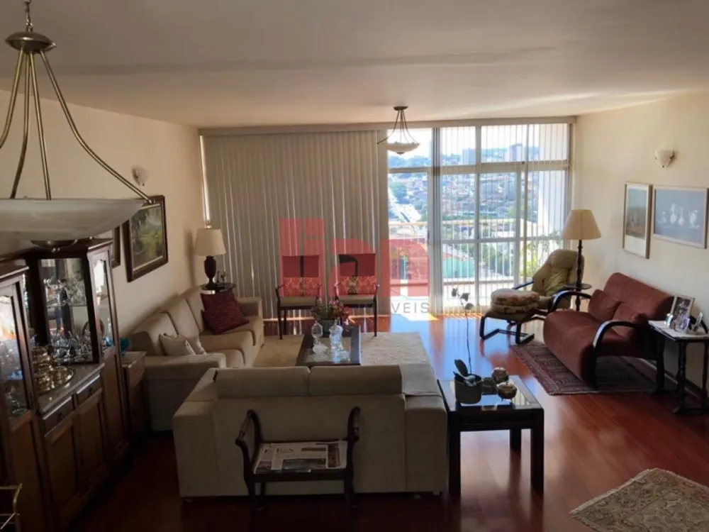 Apartamento, 3 quartos, 216 m² - Foto 2