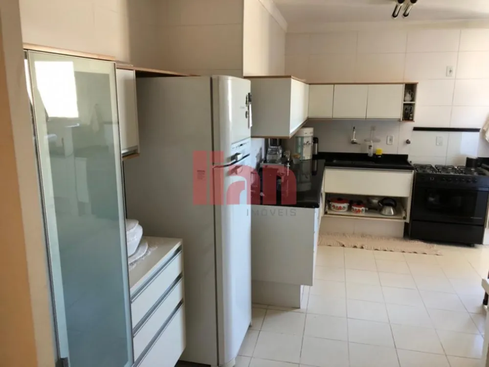 Apartamento, 3 quartos, 216 m² - Foto 11
