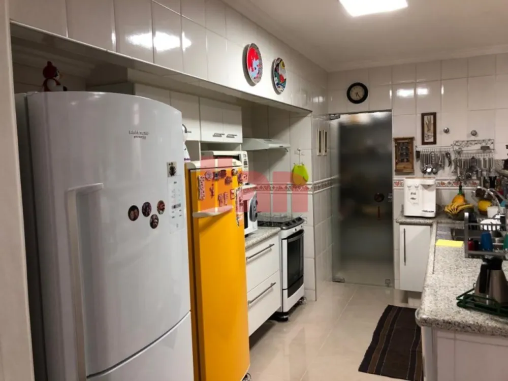 Apartamento, 3 quartos, 252 m² - Foto 2