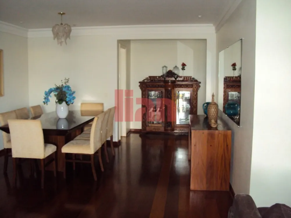 Apartamento, 4 quartos, 252 m² - Foto 2