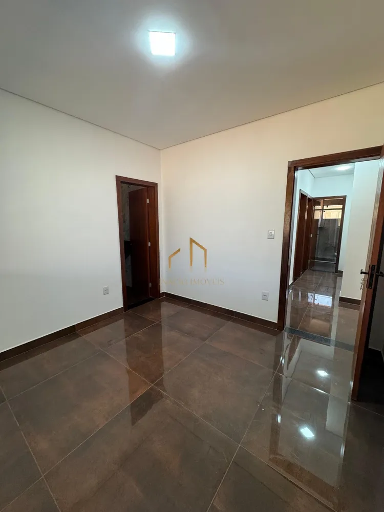 Casa, 3 quartos, 360 m² - Foto 11